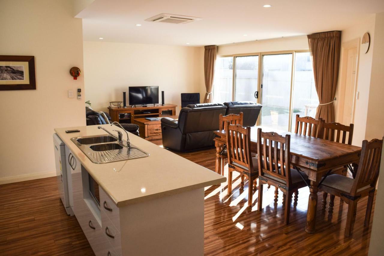 Holiday home Longreach At *